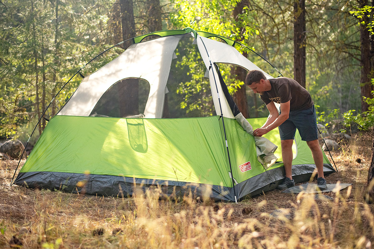 Camping tent (setting up the Coleman Sundome 6)